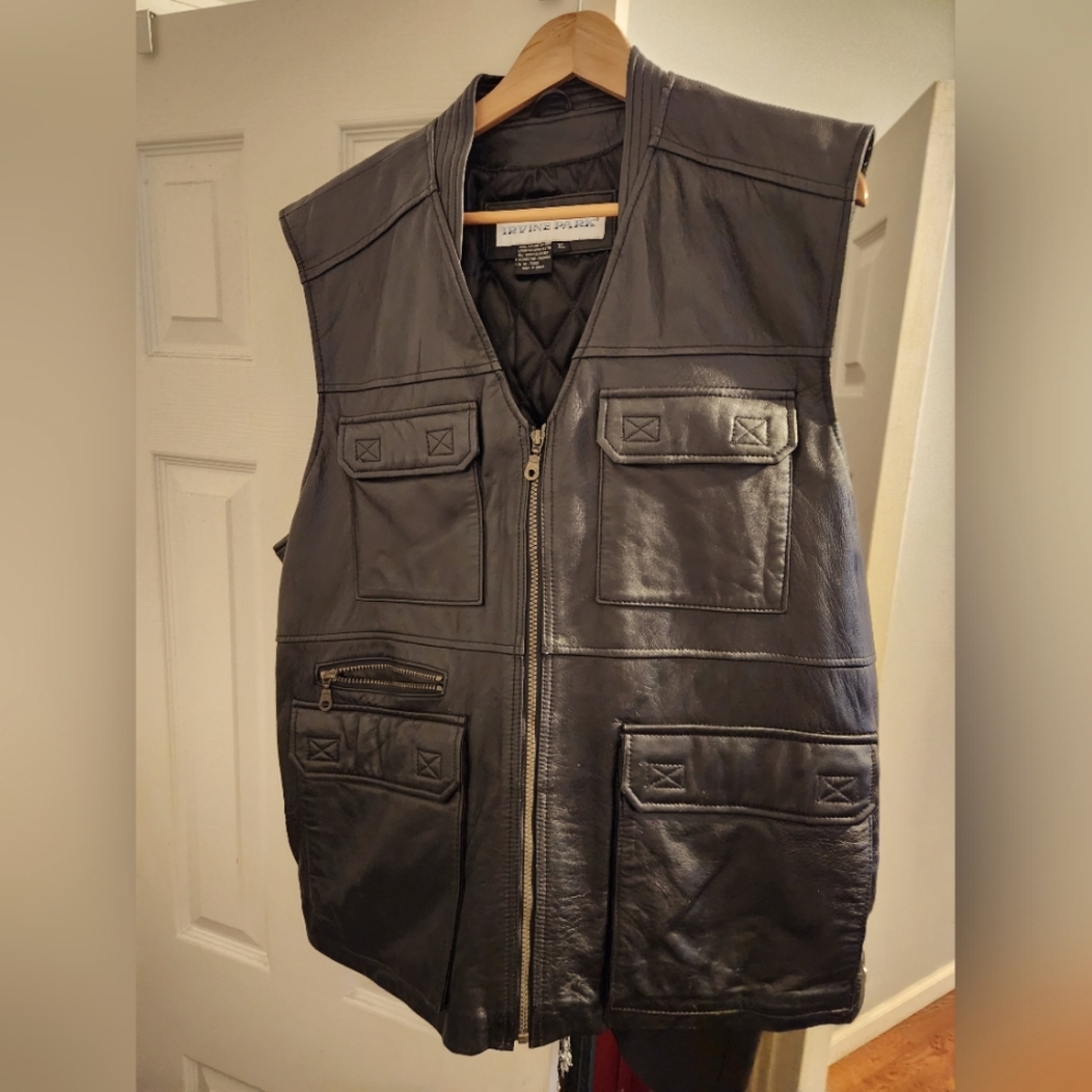 Irvine Park Men's leather vest